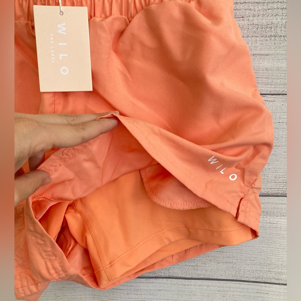 WILO | NWT Women’s 2 In 1 Shorts - Picture 3 of 10